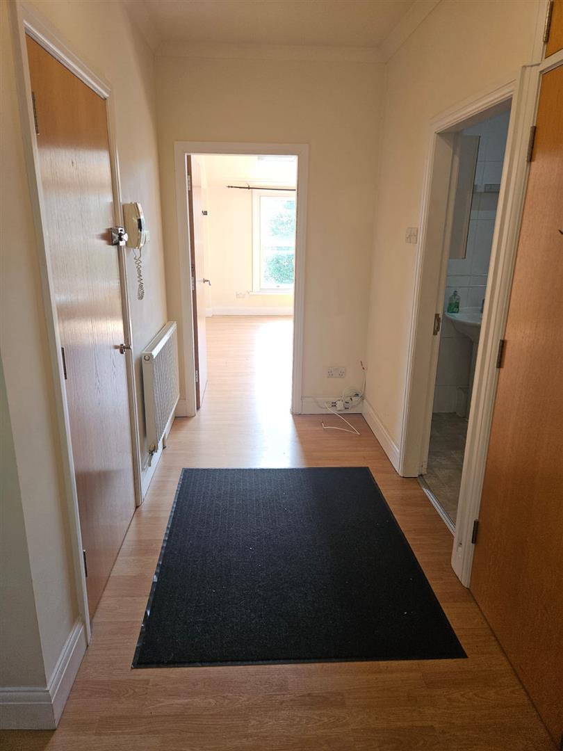 4 bed property in 38 Croxteth Road, Liverpool